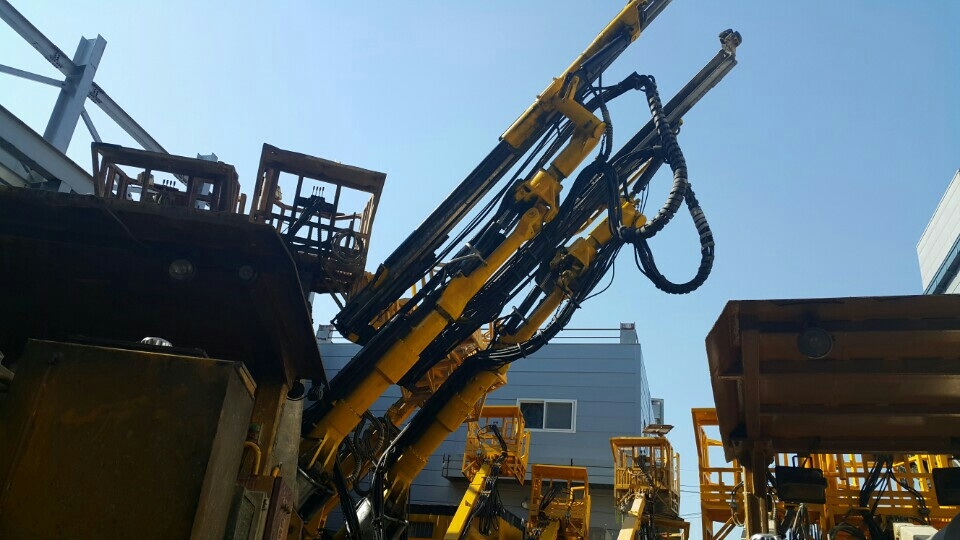 1997 Atlas Copco Boomer 352-17947871