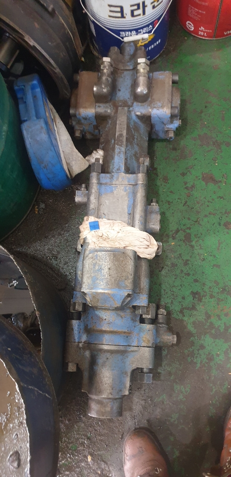 Others HD709-17951840