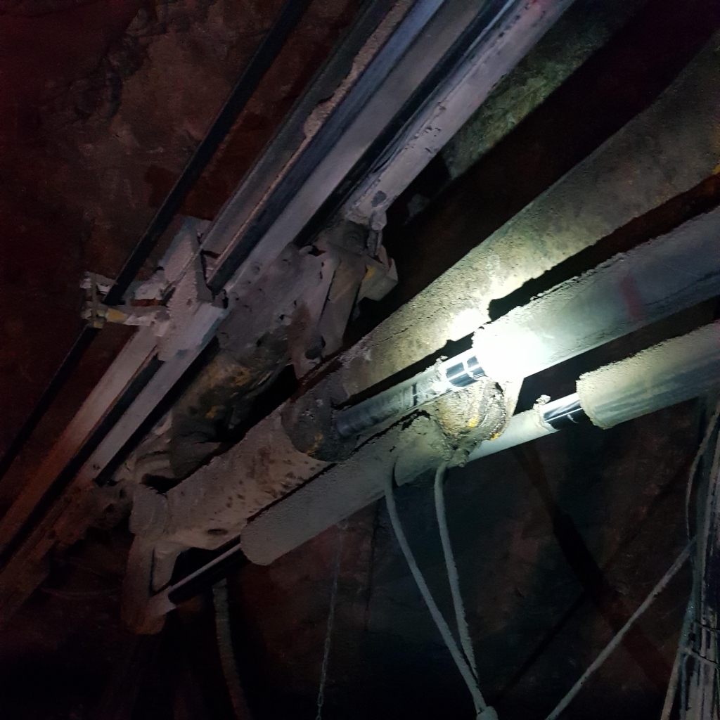 2002 Atlas Copco D5-17947804