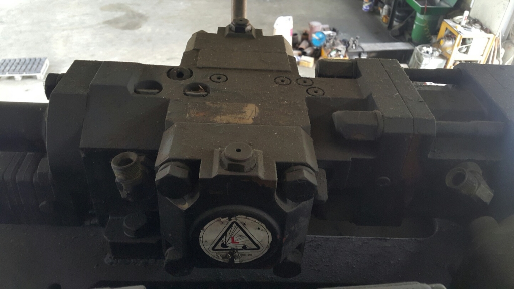 قطع الغيار Others مستعملة-17951947